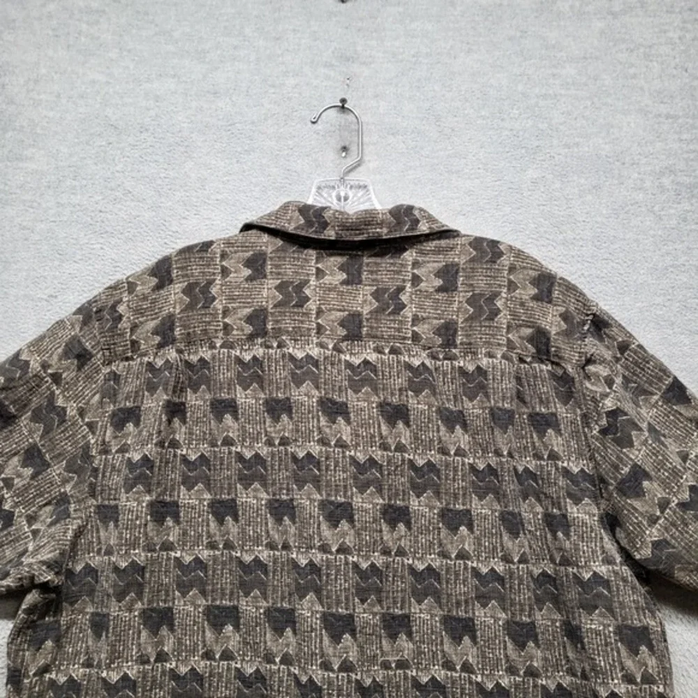 Batik Bay Men Button Up Shirt XL Gray‎ Black Beige Silk Geometric Casual Button